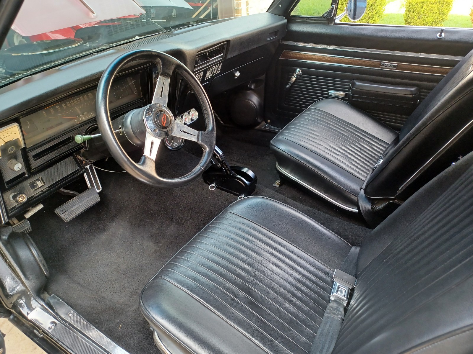 Chevrolet-Nova-1970-11
