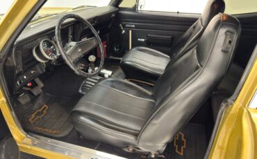 Chevrolet-Nova-1970-Autumn-Gold-Black-12