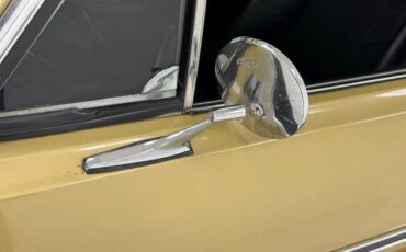 Chevrolet-Nova-1970-Autumn-Gold-Black-23