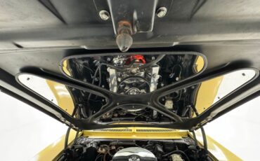 Chevrolet-Nova-1970-Autumn-Gold-Black-34