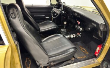 Chevrolet-Nova-1970-Autumn-Gold-Black-40