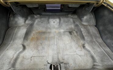 Chevrolet-Nova-1970-Autumn-Gold-Black-47