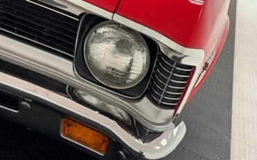 Chevrolet-Nova-1970-Cranberry-Red-Black-10