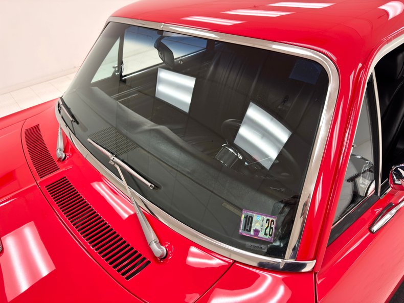 Chevrolet-Nova-1970-Cranberry-Red-Black-15