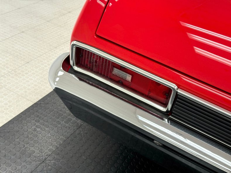 Chevrolet-Nova-1970-Cranberry-Red-Black-21