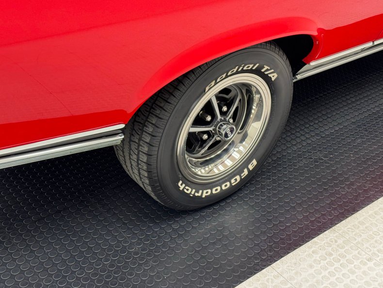 Chevrolet-Nova-1970-Cranberry-Red-Black-22