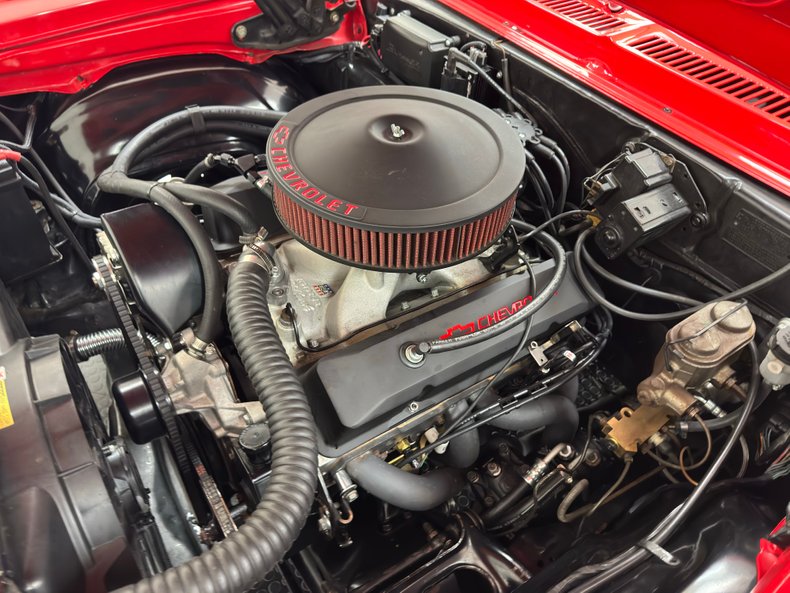 Chevrolet-Nova-1970-Cranberry-Red-Black-33