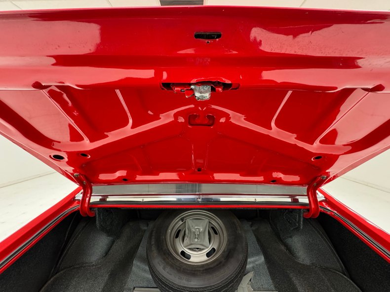 Chevrolet-Nova-1970-Cranberry-Red-Black-34