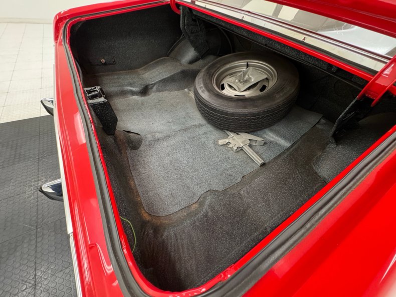 Chevrolet-Nova-1970-Cranberry-Red-Black-36