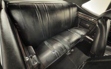 Chevrolet-Nova-1970-Cranberry-Red-Black-44