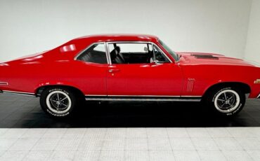 Chevrolet-Nova-1970-Cranberry-Red-Black-6