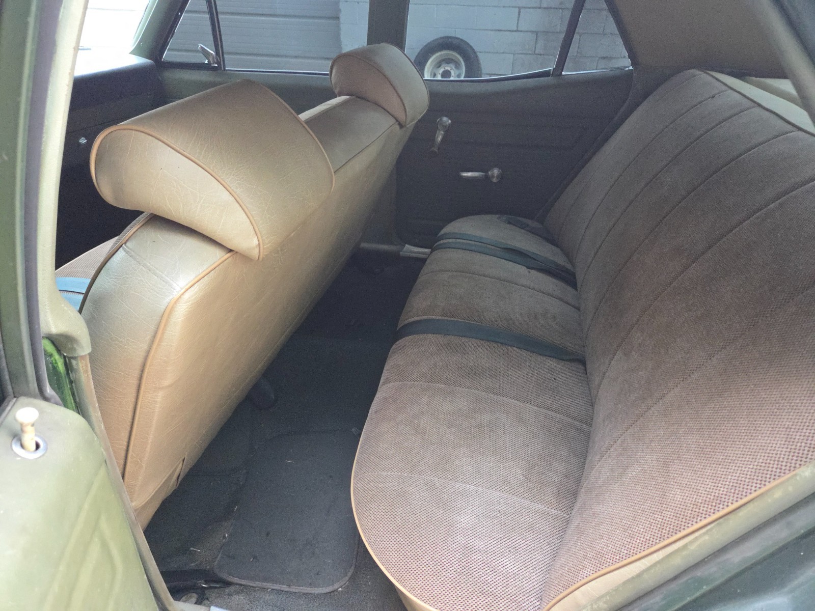 Chevrolet-Nova-1971-Sedan-11