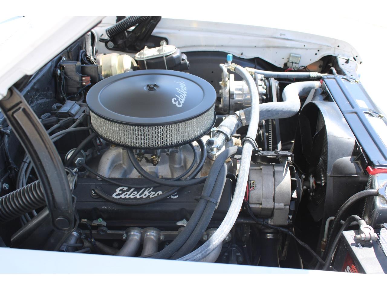 Chevrolet-Nova-1971-White-Black-7