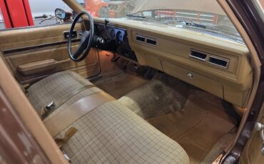 Chevrolet-Nova-1978-Brown-Tan-9