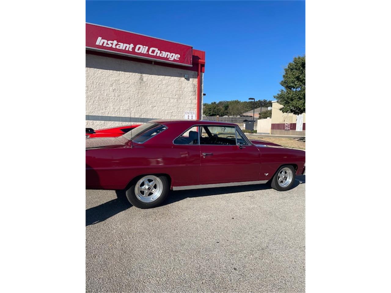Chevrolet-Nova-ii-1967-Burgundy-Black-2