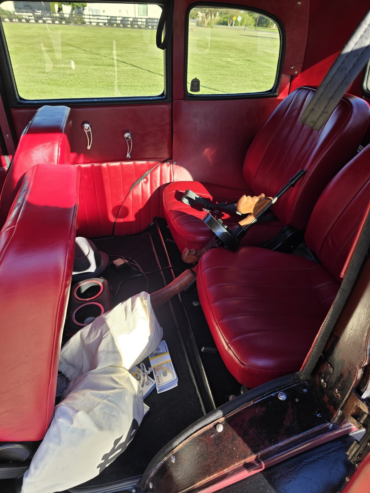 Chevrolet-Other-1933-Sedan-10