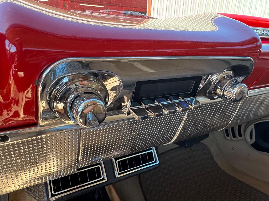 Chevrolet-Other-1960-Red-Tan-41