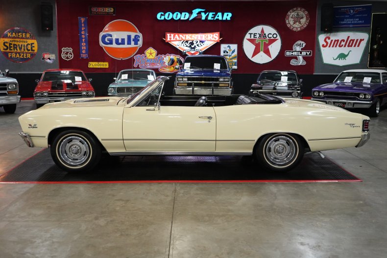 Chevrolet-Other-1967-Yellow-Black-1
