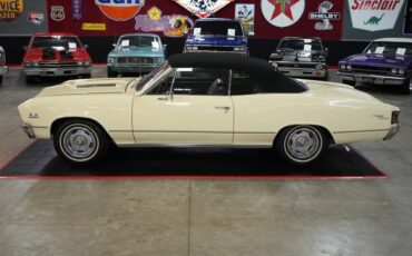 Chevrolet-Other-1967-Yellow-Black-12