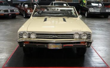 Chevrolet-Other-1967-Yellow-Black-13