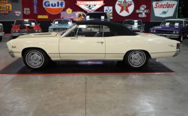 Chevrolet-Other-1967-Yellow-Black-15
