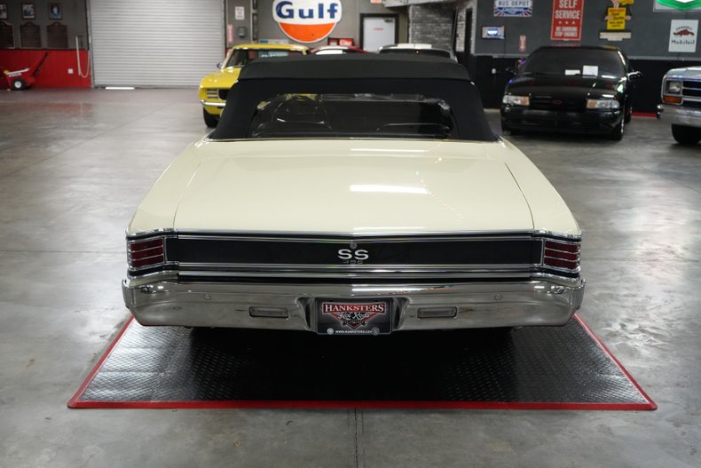 Chevrolet-Other-1967-Yellow-Black-17