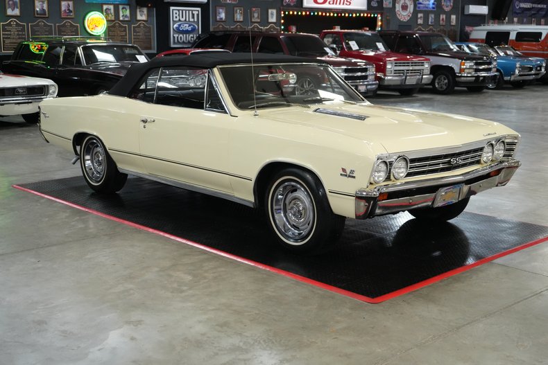 Chevrolet-Other-1967-Yellow-Black-20