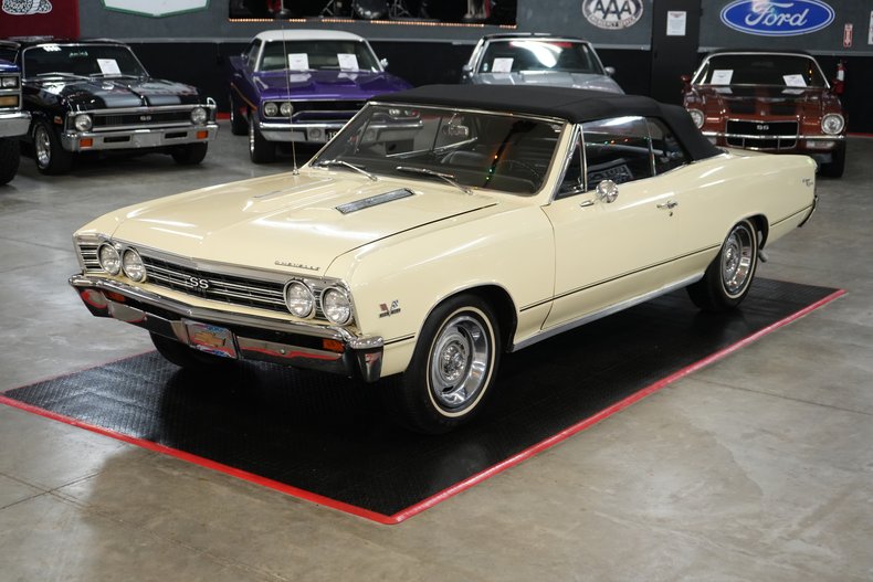 Chevrolet-Other-1967-Yellow-Black-22