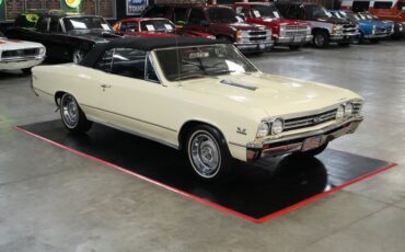 Chevrolet-Other-1967-Yellow-Black-27