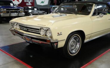 Chevrolet-Other-1967-Yellow-Black-33