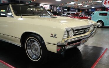 Chevrolet-Other-1967-Yellow-Black-36