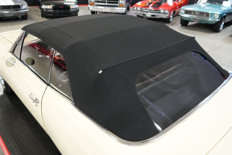 Chevrolet-Other-1967-Yellow-Black-45