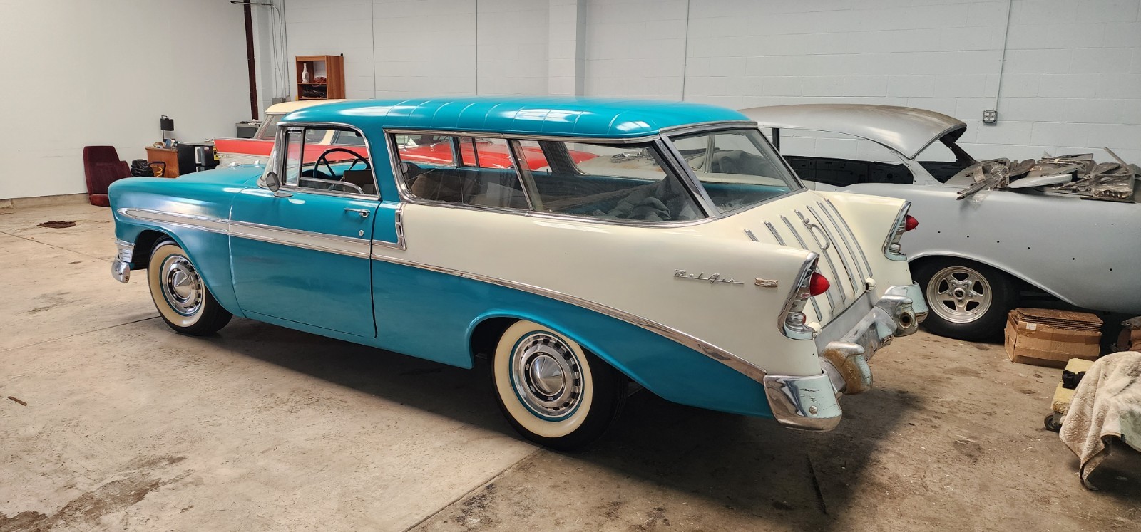 Chevrolet-Other-Pickups-1956-Wagon-3