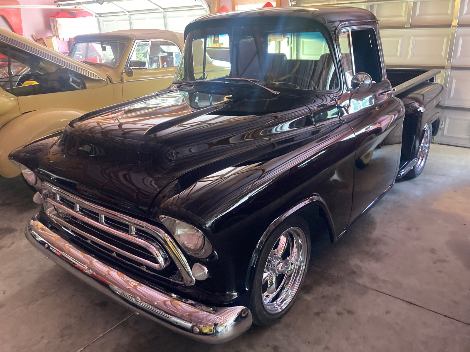 Chevrolet-Other-Pickups-1957-1