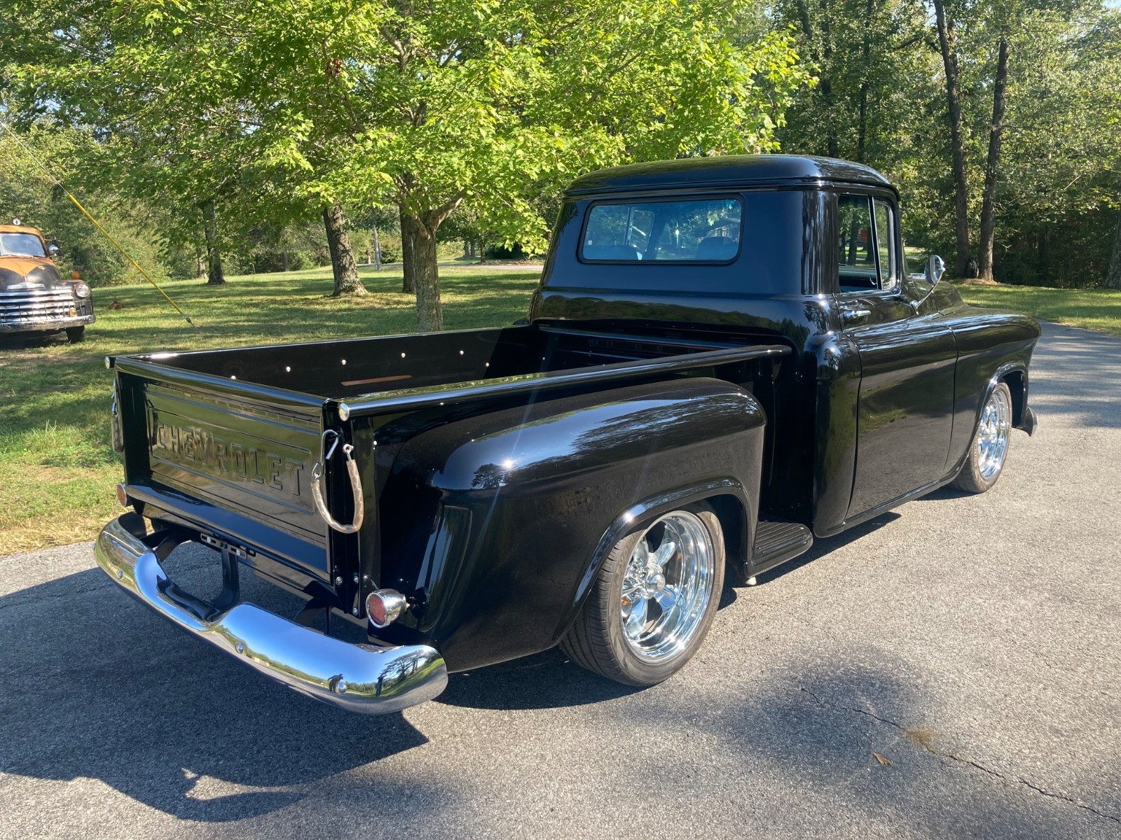 Chevrolet-Other-Pickups-1957-18