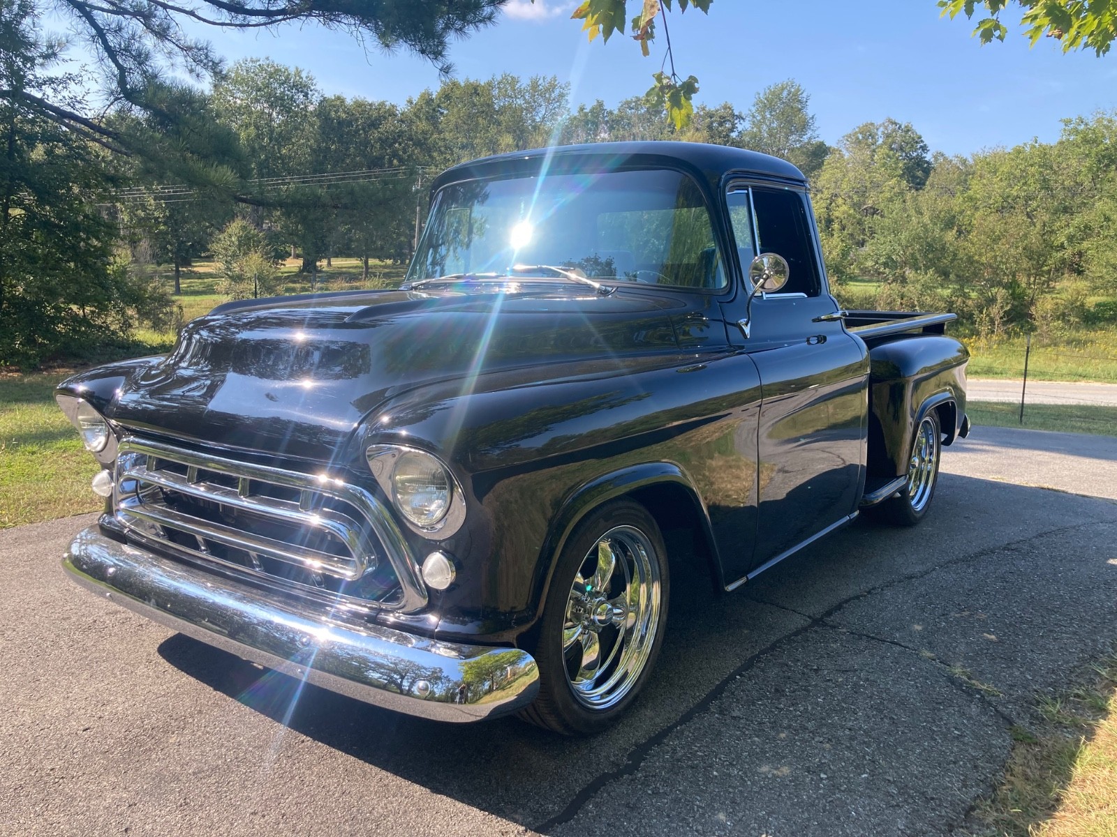 Chevrolet-Other-Pickups-1957-2