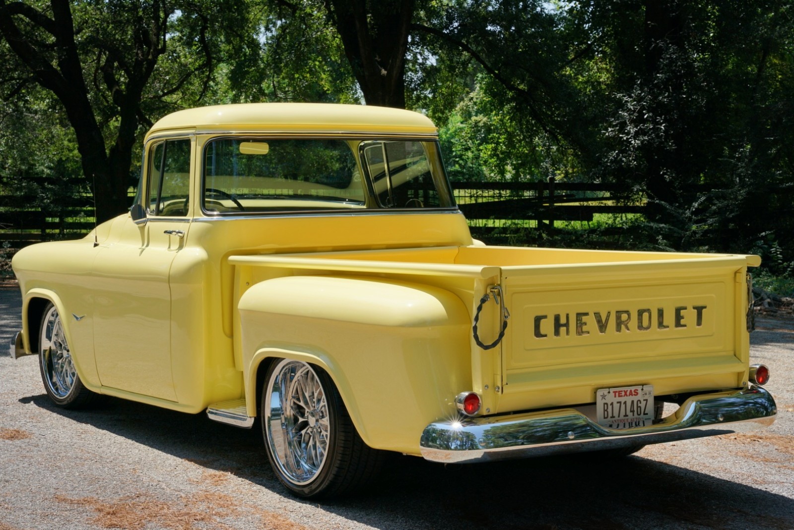 Chevrolet-Other-Pickups-1957-4