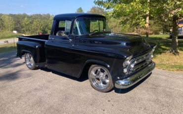 Chevrolet-Other-Pickups-1957-4