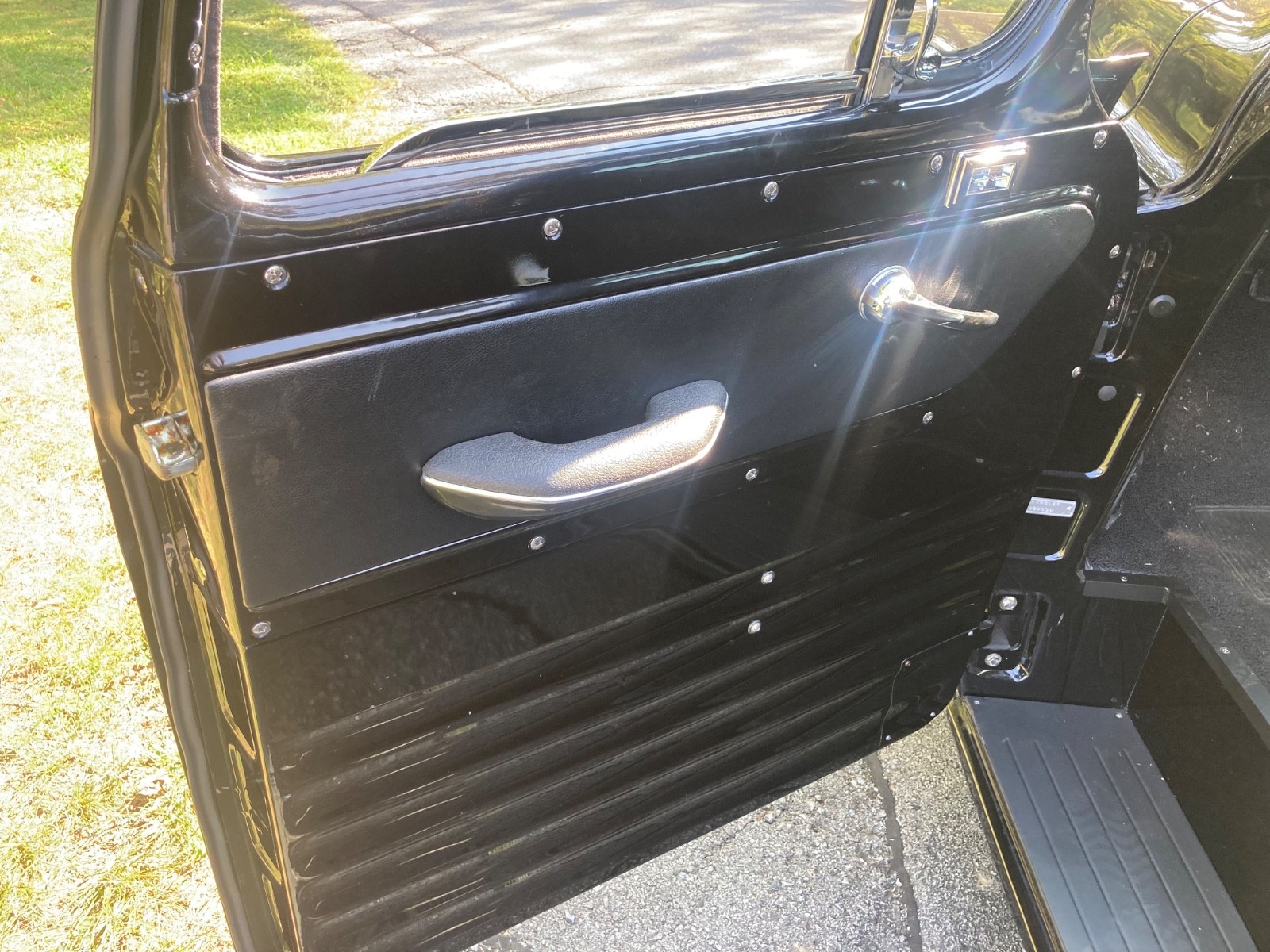Chevrolet-Other-Pickups-1957-9