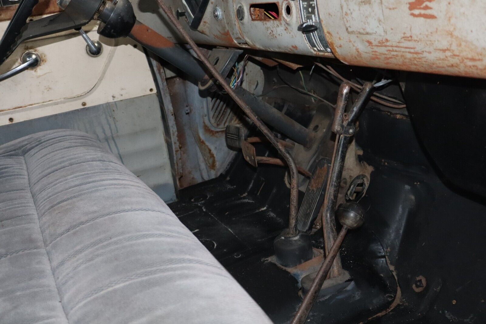 Chevrolet-Other-Pickups-1957-Standard-Cab-Pickup-24