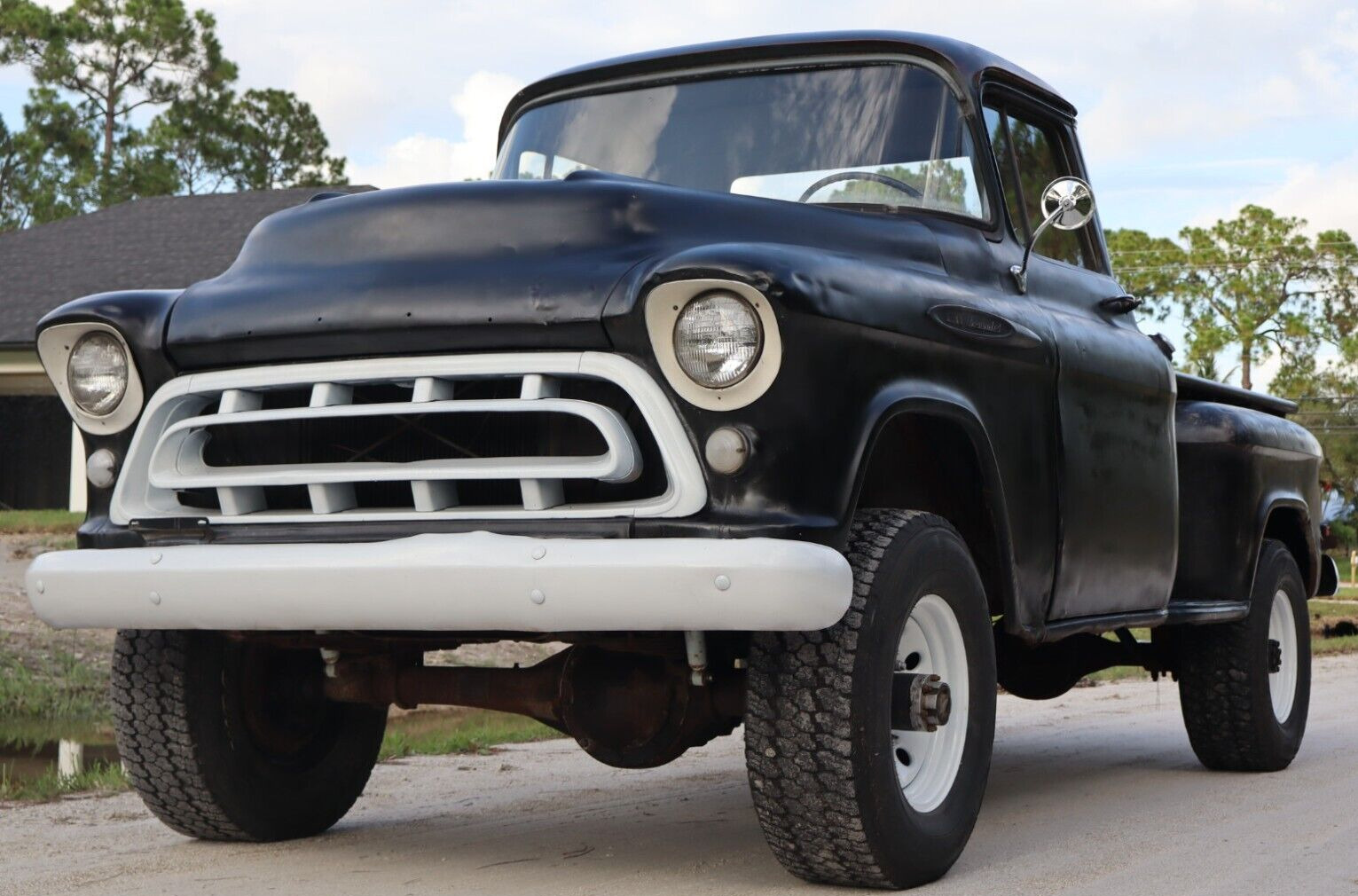 Chevrolet-Other-Pickups-1957-Standard-Cab-Pickup-5