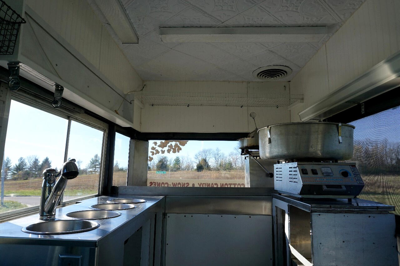 Chevrolet-Other-Pickups-1966-Food-Truck-22