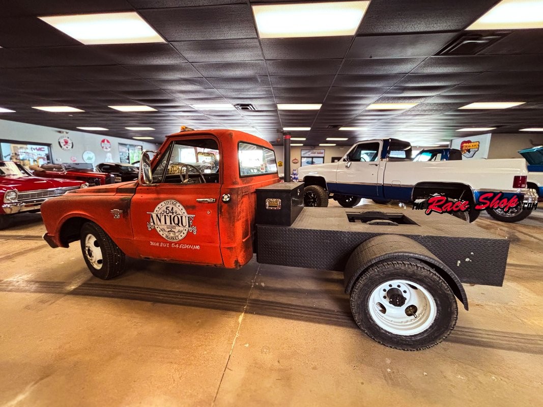 Chevrolet-Other-Pickups-1967-Pickup-Truck-32