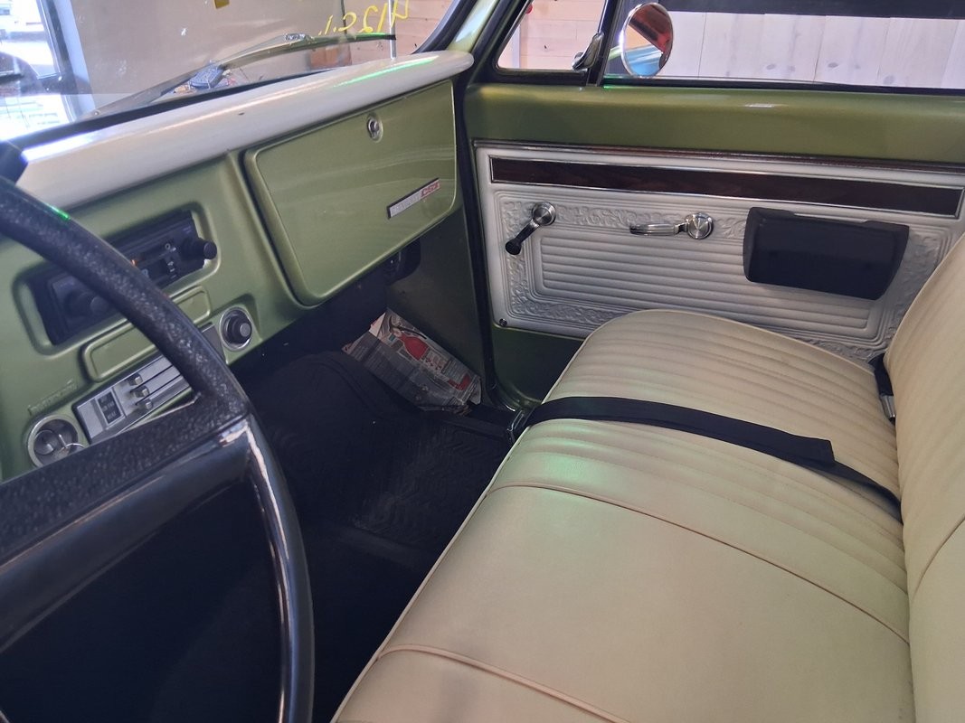 Chevrolet-Other-Pickups-1970-Pickup-Truck-10