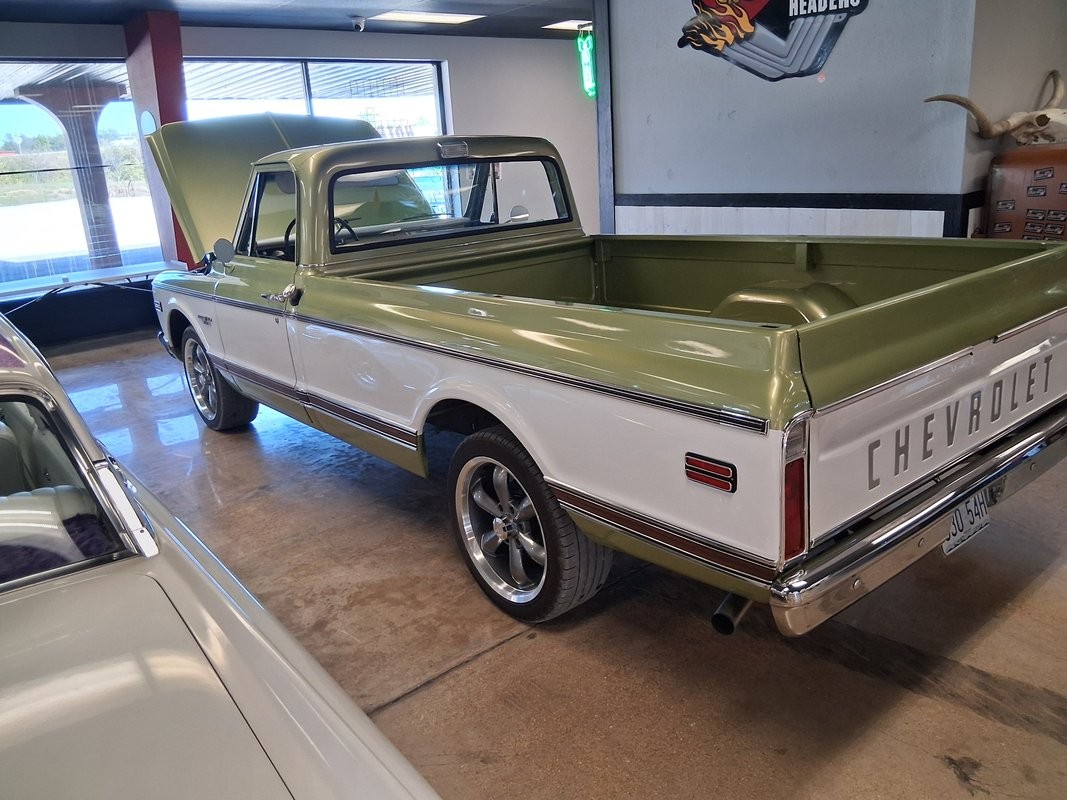 Chevrolet-Other-Pickups-1970-Pickup-Truck-3