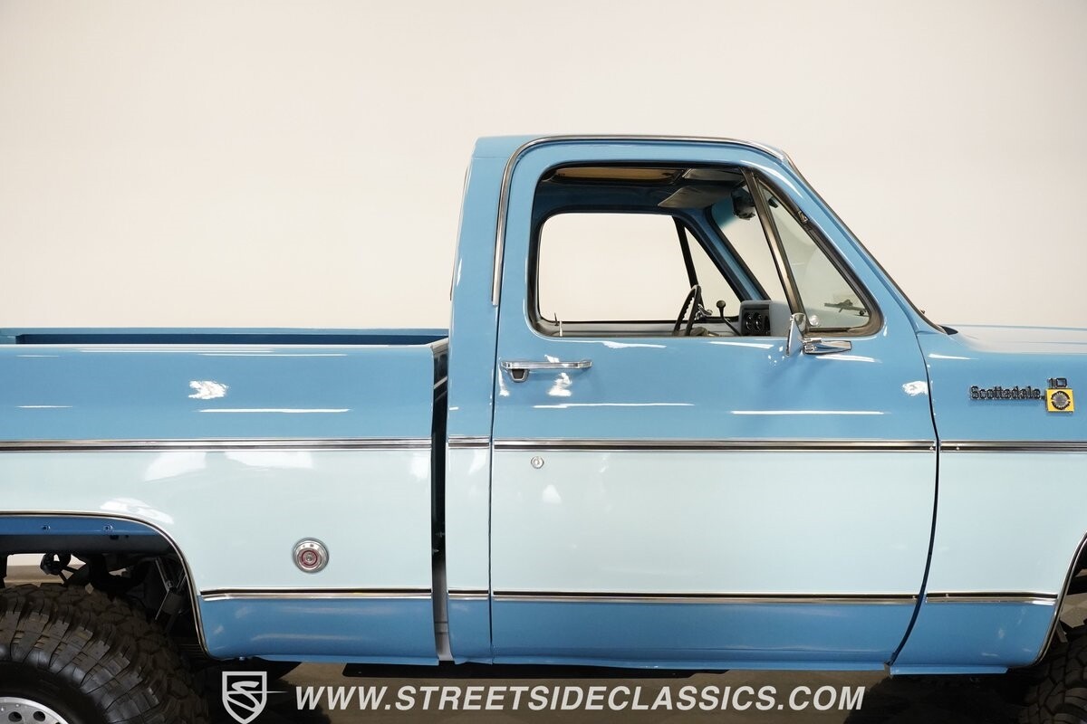 Chevrolet-Other-Pickups-1977-Pickup-Truck-14