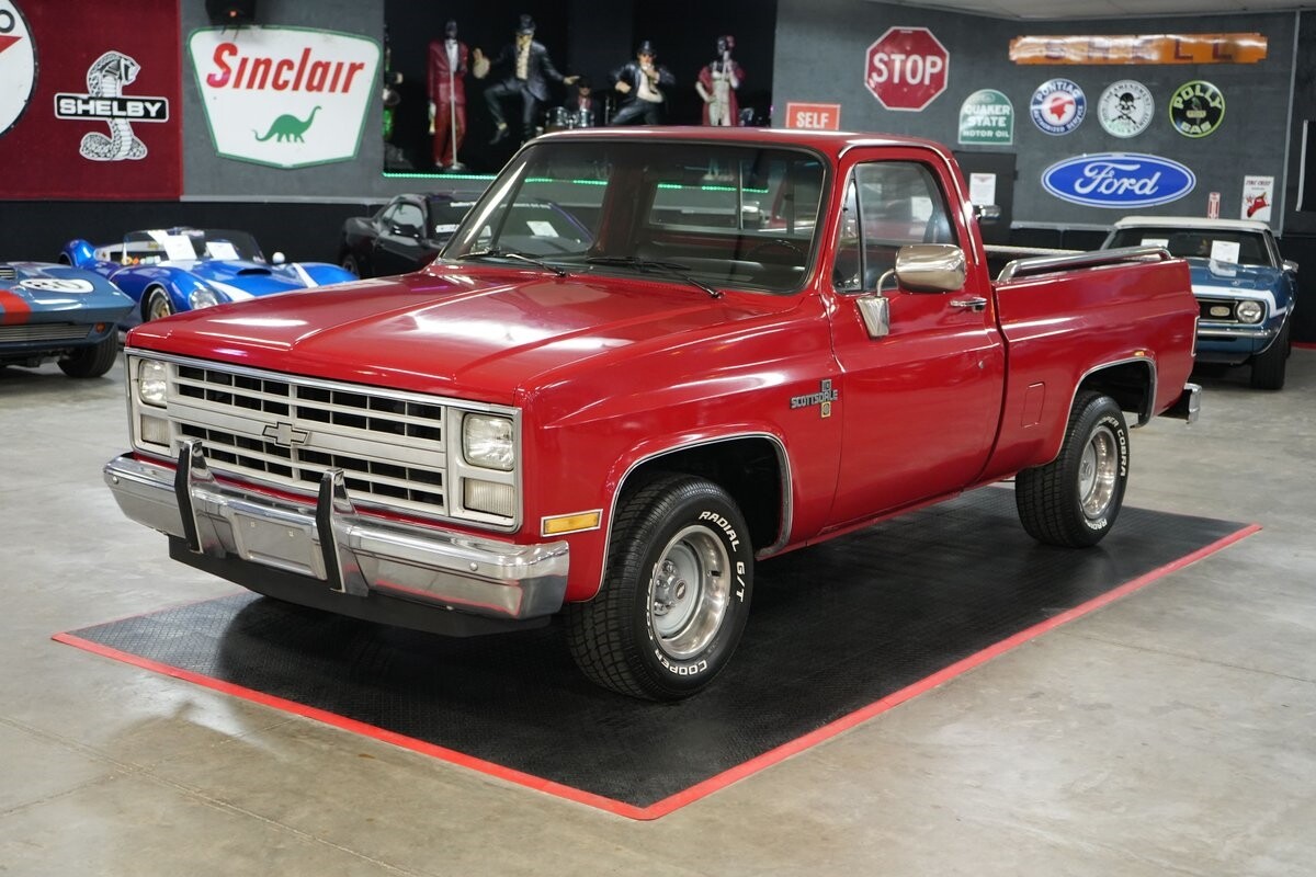 Chevrolet-Other-Pickups-1985-Truck-1