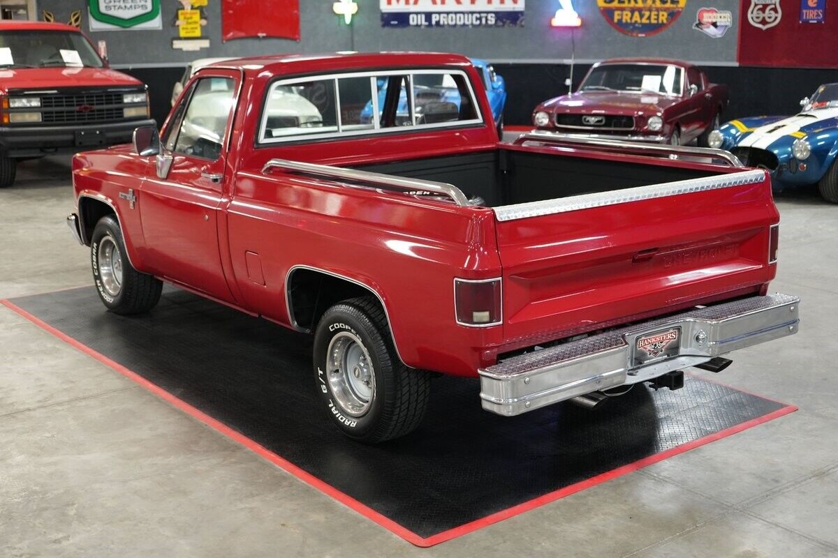 Chevrolet-Other-Pickups-1985-Truck-12