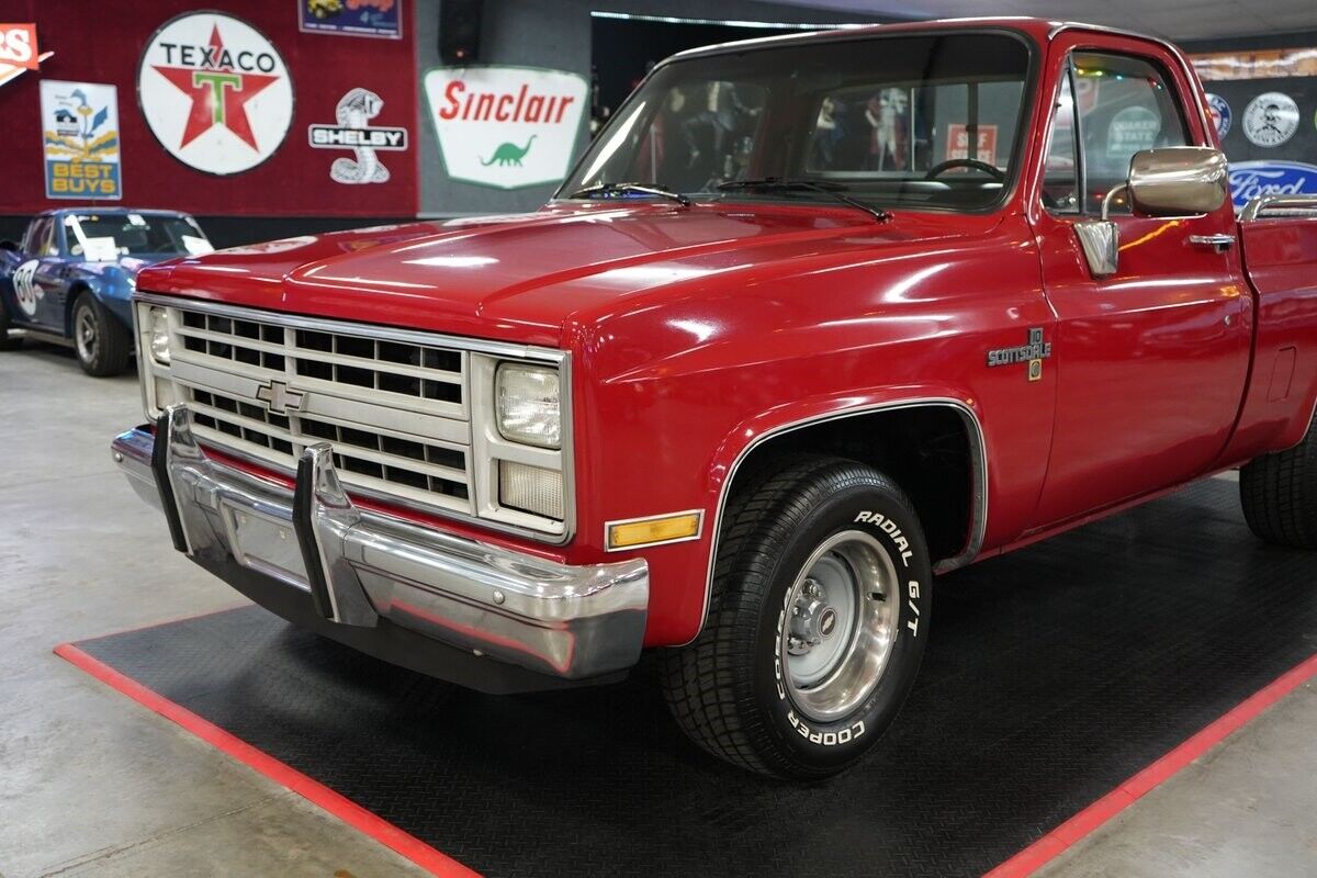 Chevrolet-Other-Pickups-1985-Truck-26
