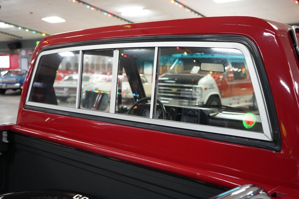 Chevrolet-Other-Pickups-1985-Truck-39